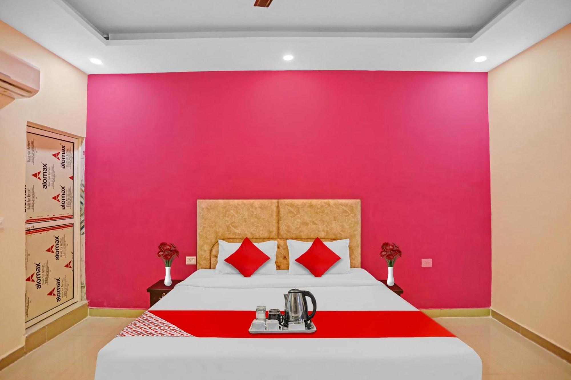 Hotel Flagship Grand Imperial Near Worlds Of Wonder Kālkāji Devi Esterno foto