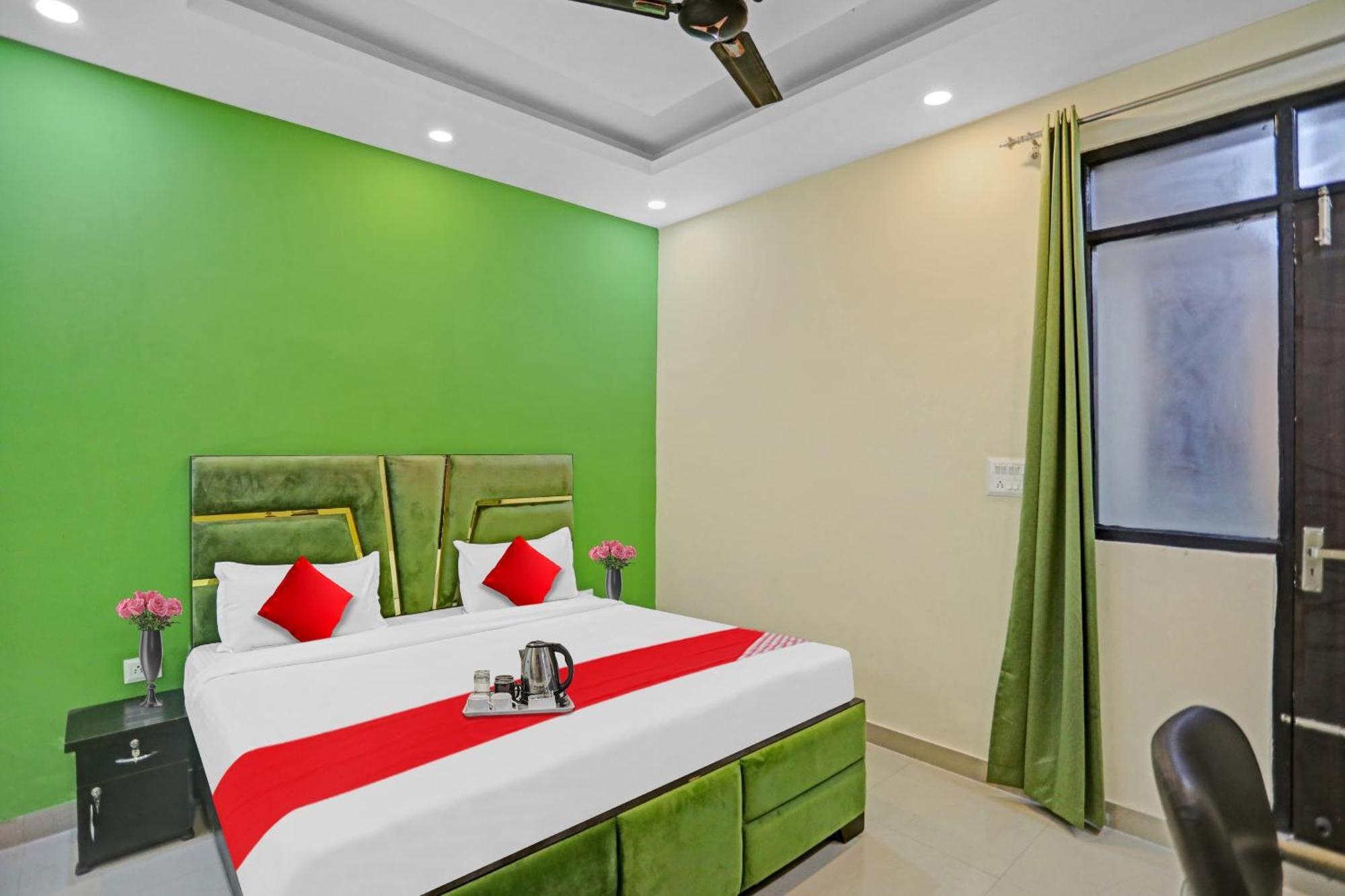 Hotel Flagship Grand Imperial Near Worlds Of Wonder Kālkāji Devi Esterno foto