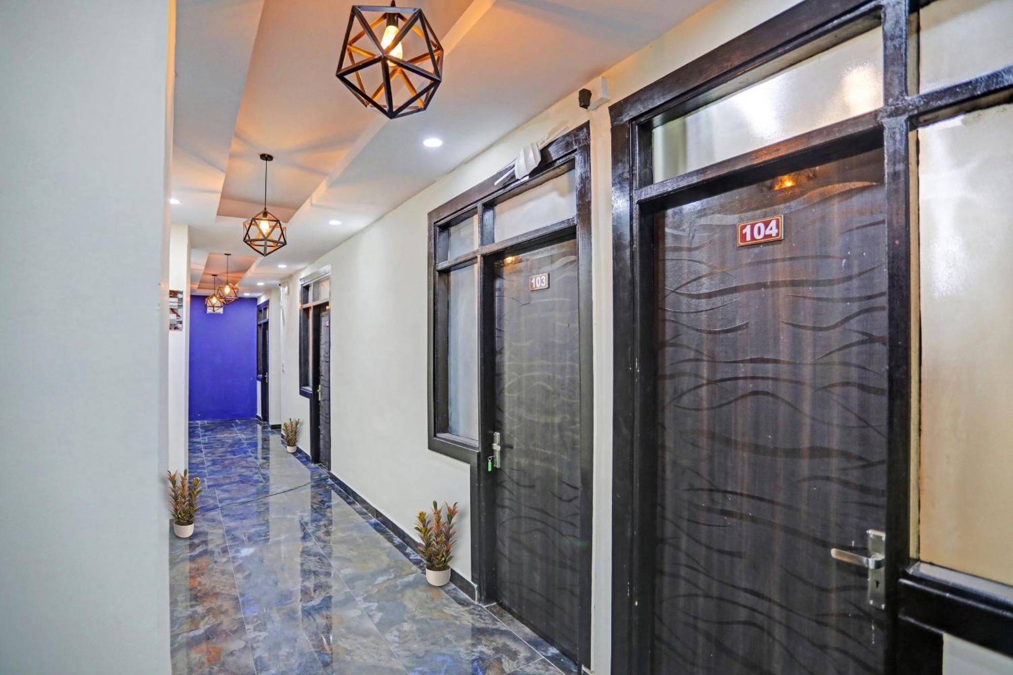 Hotel Flagship Grand Imperial Near Worlds Of Wonder Kālkāji Devi Esterno foto